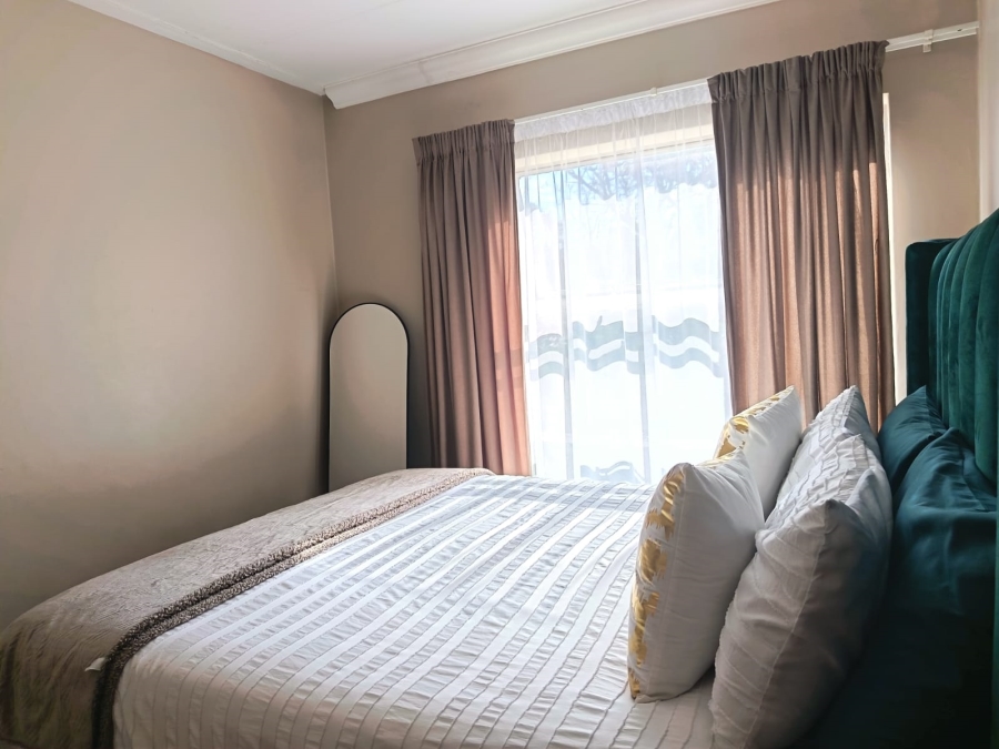 2 Bedroom Property for Sale in Geelhoutpark North West